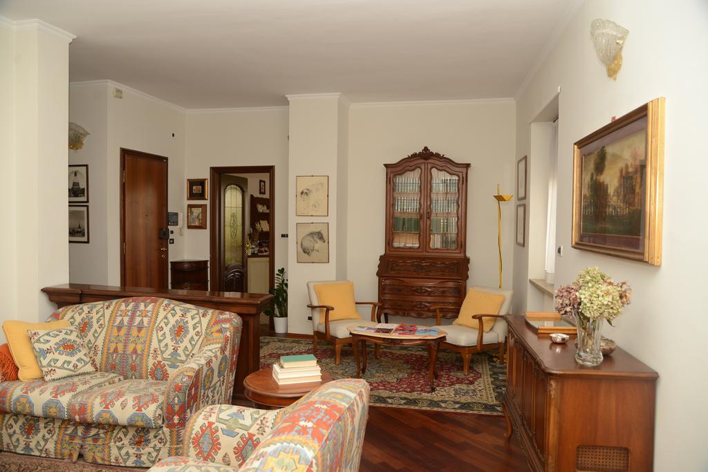 Casa Delle Ortensie Bed & Breakfast Alpignano Exterior photo